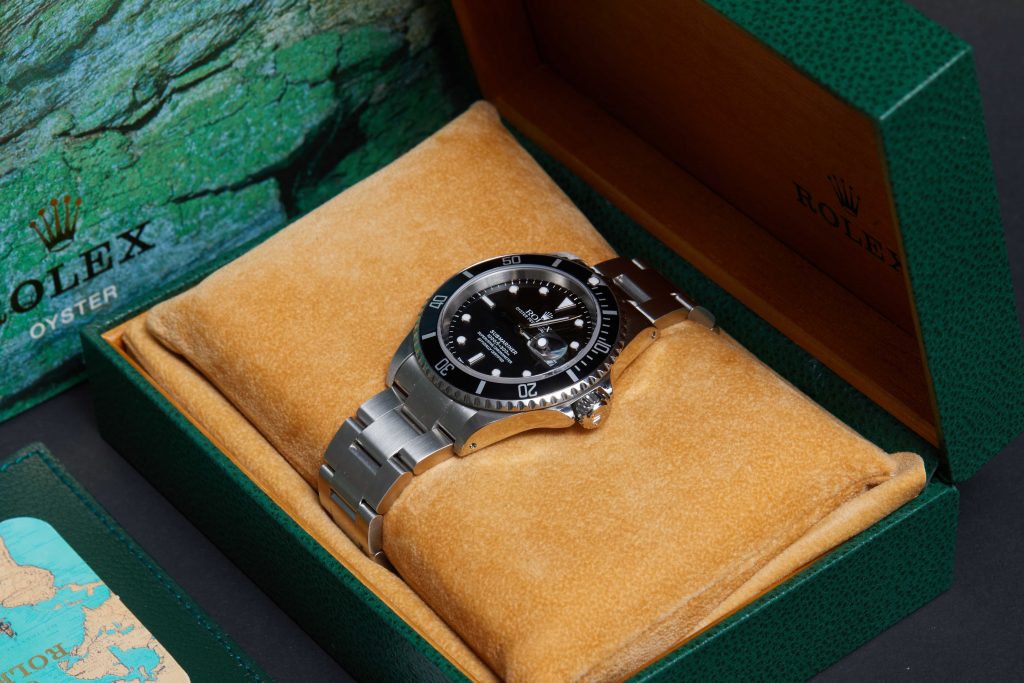 Rolex Submariner Date 16610 - image 4