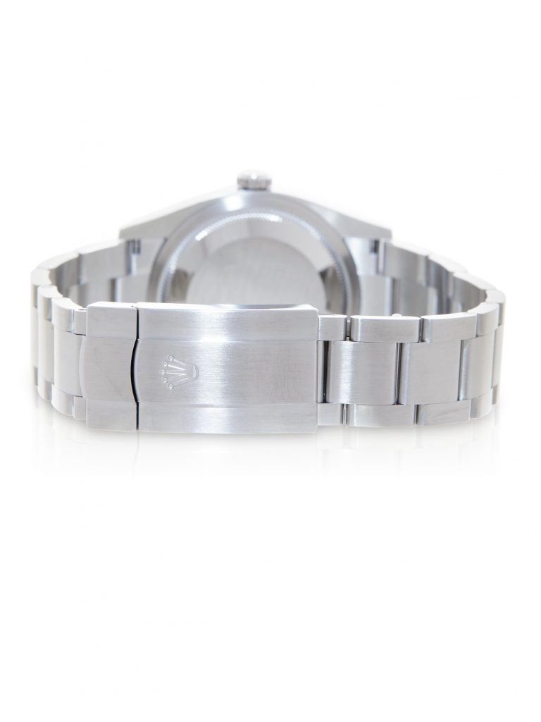Rolex Oyster Perpetual 36 126000 - image 3