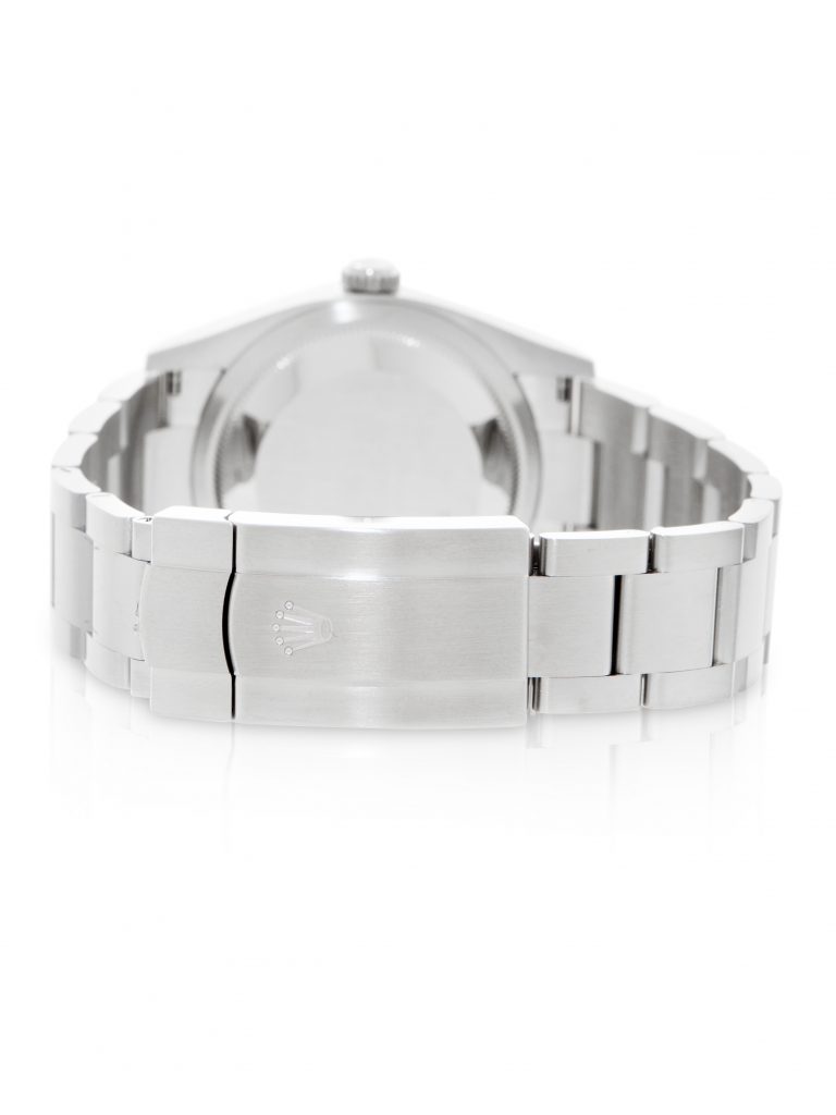 Rolex Oyster Perpetual 36 126000 - image 3