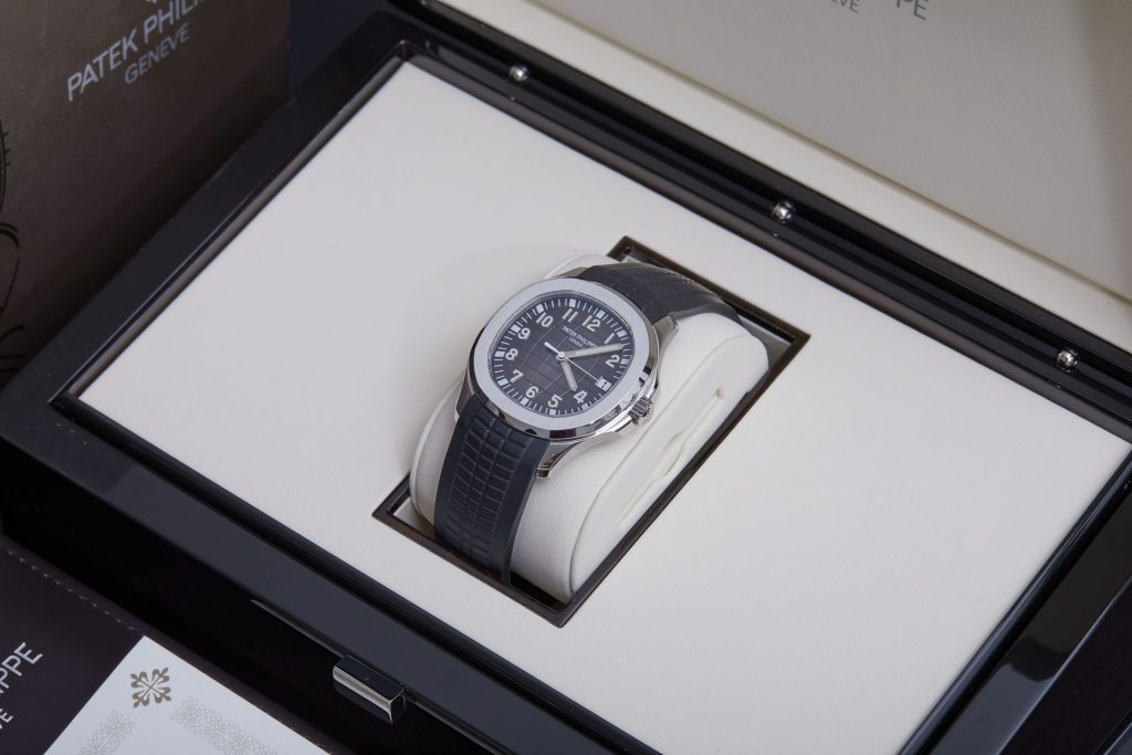 Patek Philippe Aquanaut 5167A-001 - image 4