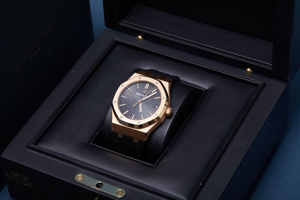 Audemars Piguet Royal Oak 15500OR.OO.D002CR.01 - image 4