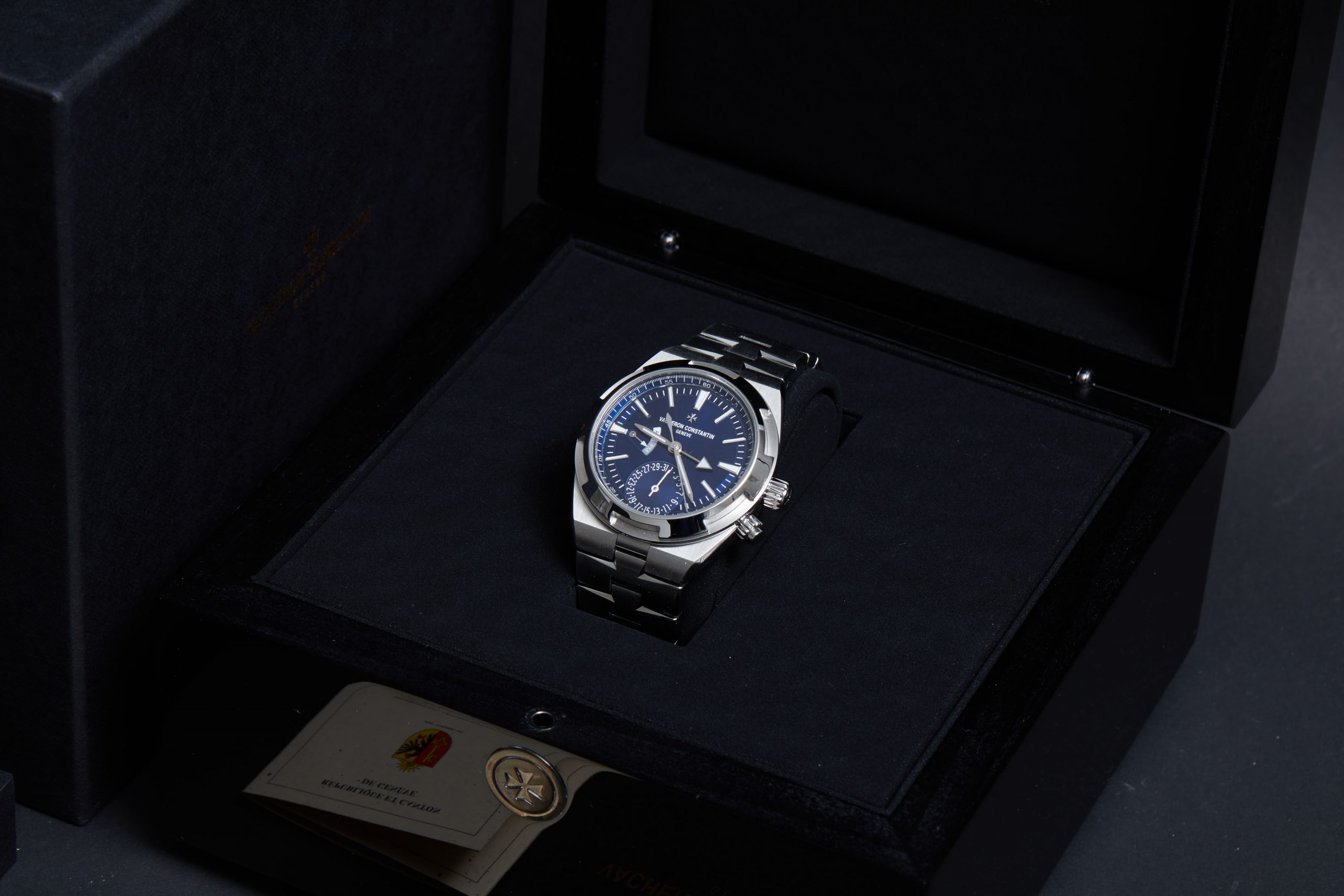 Vacheron Constantin Overseas Dual Time 7900V/110A-B334 - Bloombar Watches