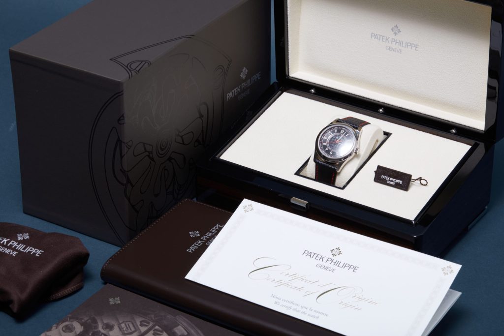 Patek Philippe Calatrava 6007G-010 - image 5