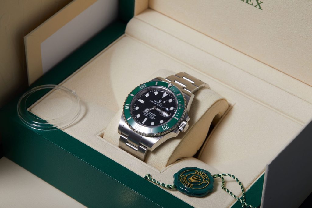 Rolex Submariner Date 126610LV 'Starbucks' - image 4