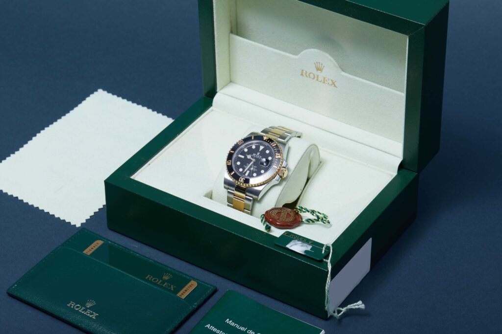 Rolex Submariner Date 116613LN - image 5