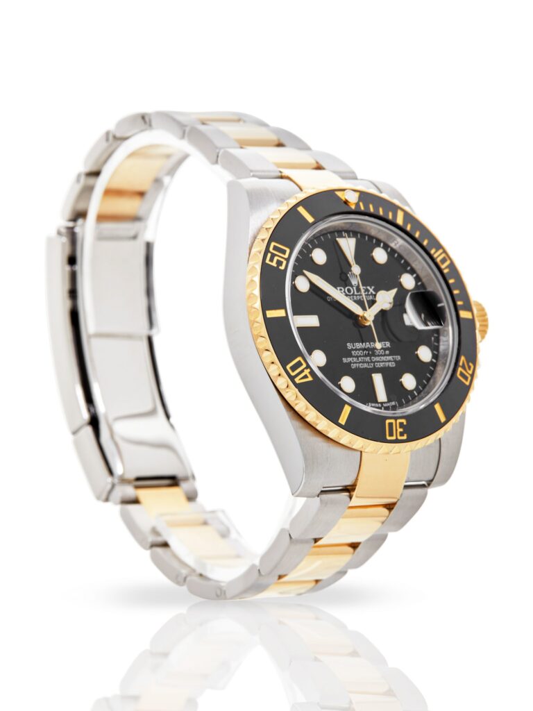 Rolex Submariner Date 116613LN - image 1