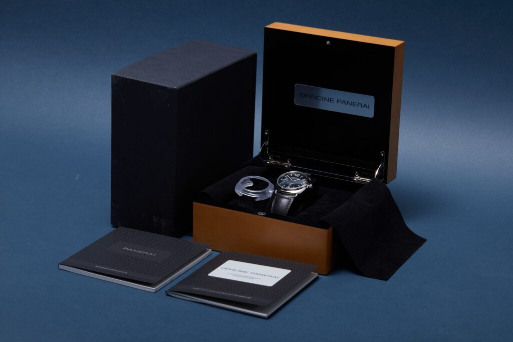 Panerai Radiomir Black Seal PAM00380 - image 6