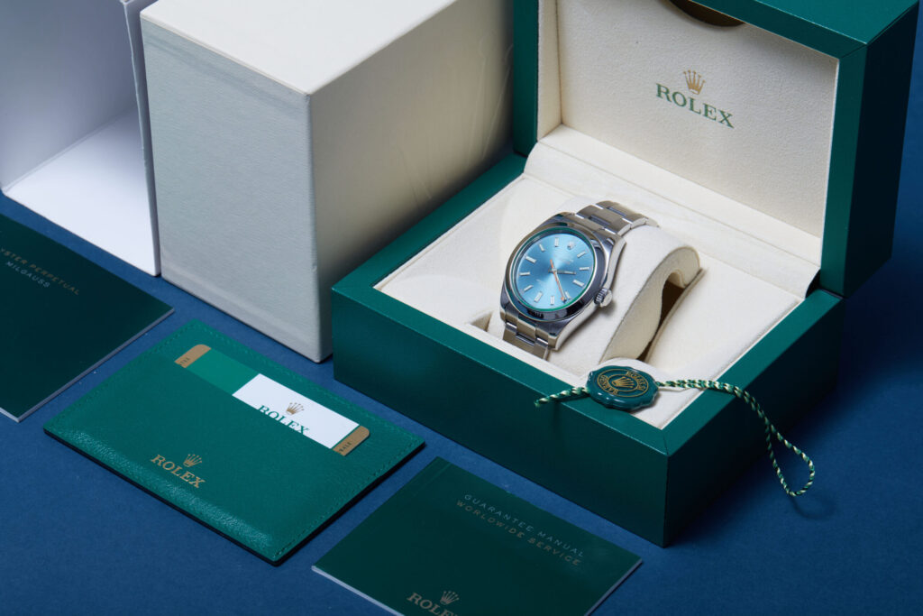 Rolex Milgauss 116400GV - image 5