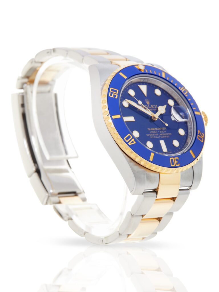 Rolex Submariner Date 116613LB - image 1