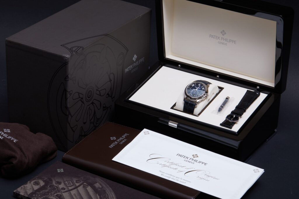 Patek Philippe Annual Calendar 5205G-013 - image 5