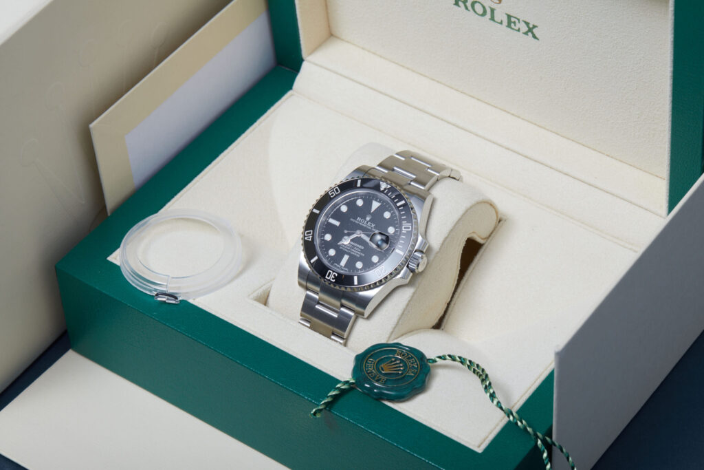 Rolex Submariner Date 116610LN - image 4