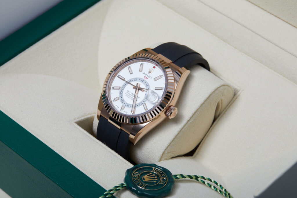 Rolex Sky-Dweller 326235 - image 4