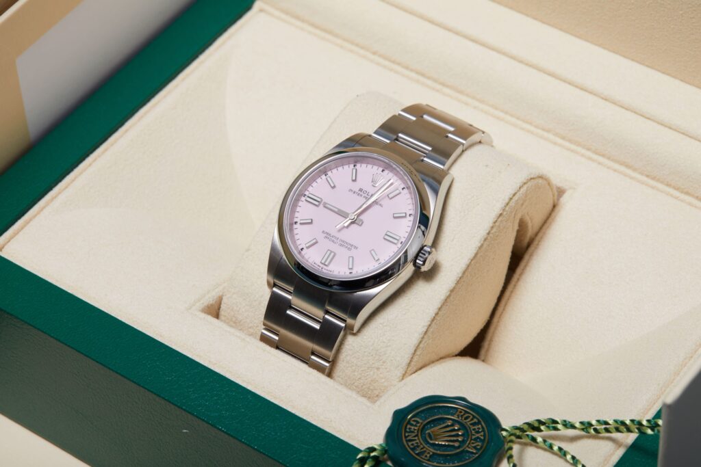 Rolex Oyster Perpetual 36 126000 - image 4