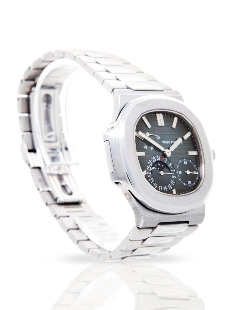 Patek Philippe Nautilus 5712/1A-001 - image 1