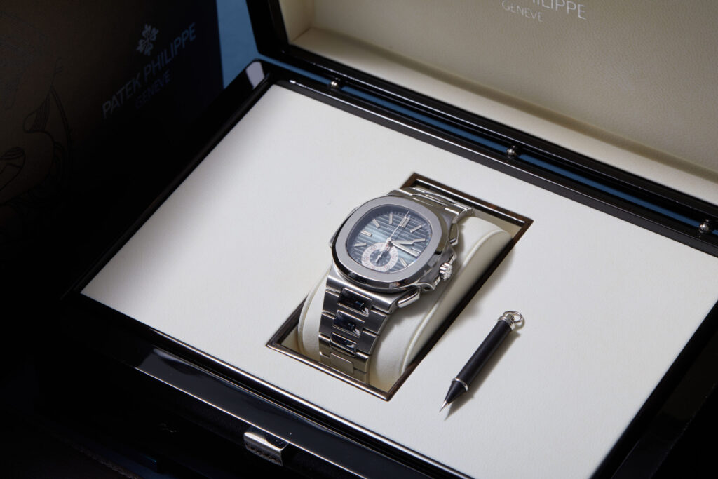 Patek Philippe Nautilus 5980/1A-001 - image 4