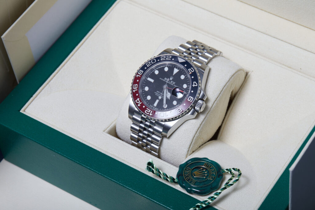 Rolex GMT-Master II 126710BLRO 'Pepsi' - image 4