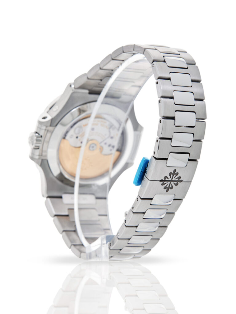 Patek Philippe Nautilus 5726/1A-014 - image 2