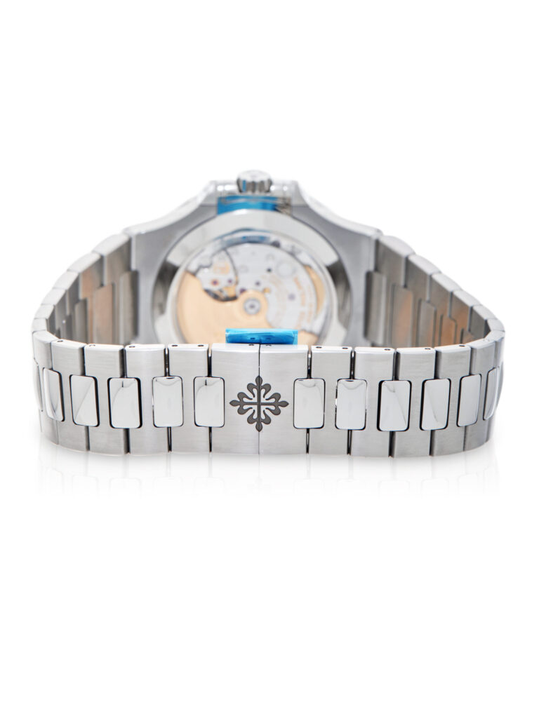 Patek Philippe Nautilus 5726/1A-014 - image 3