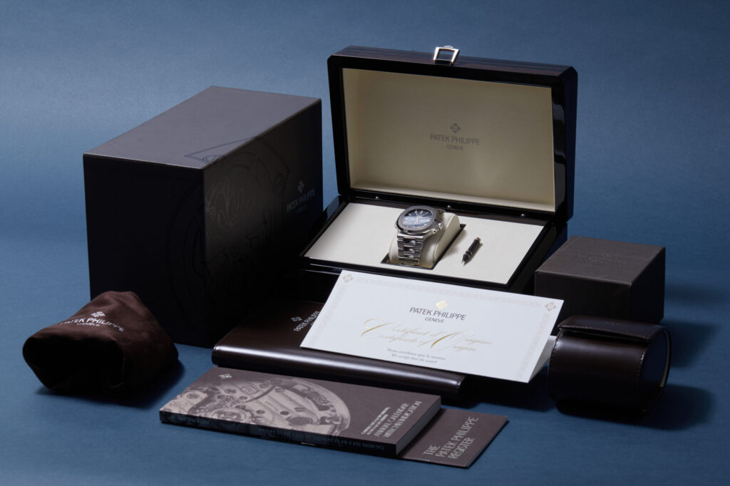 Patek Philippe Nautilus 5726/1A-014 - image 6
