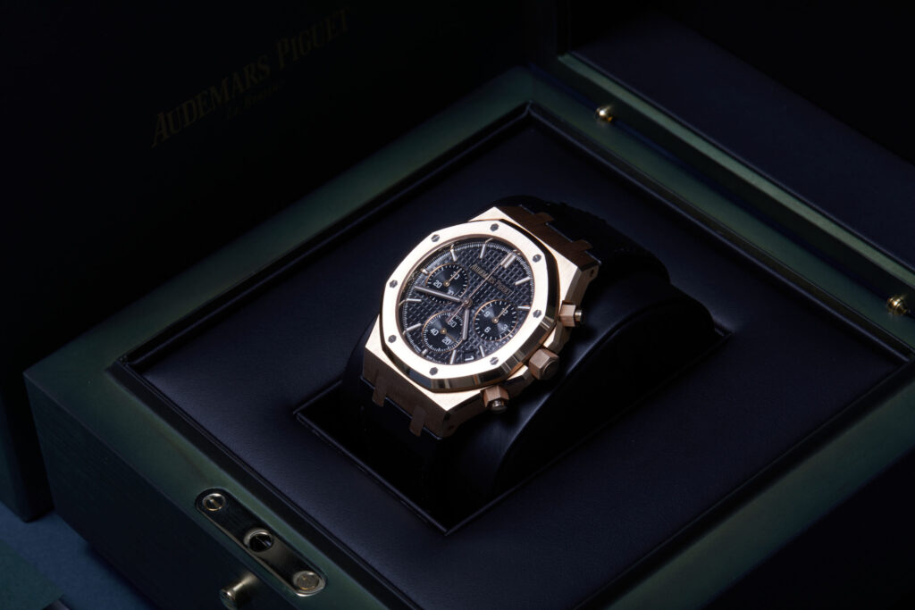 Audemars Piguet Royal Oak Chronograph 26240OR.OO.D002CR.02 - image 4