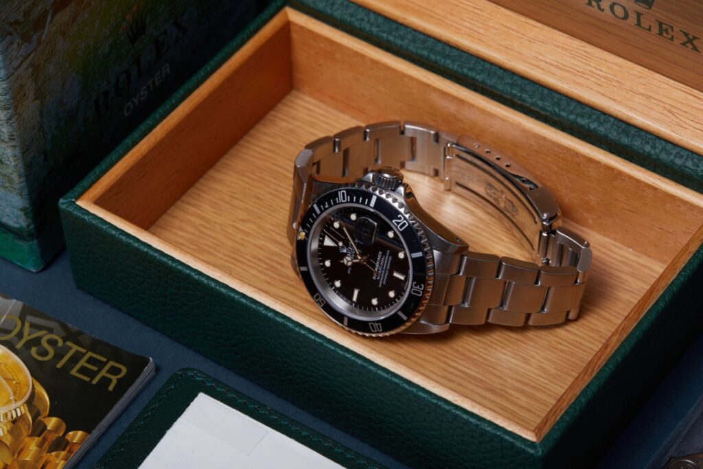 Rolex Submariner Date 16610 - image 4