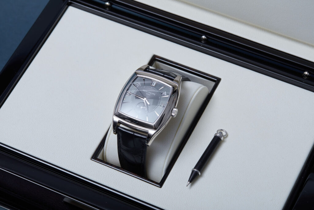 Patek Philippe Gondolo Calendario 5135G-010 - image 4