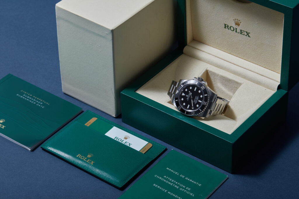 Rolex Submariner Non-Date 114060 - image 2