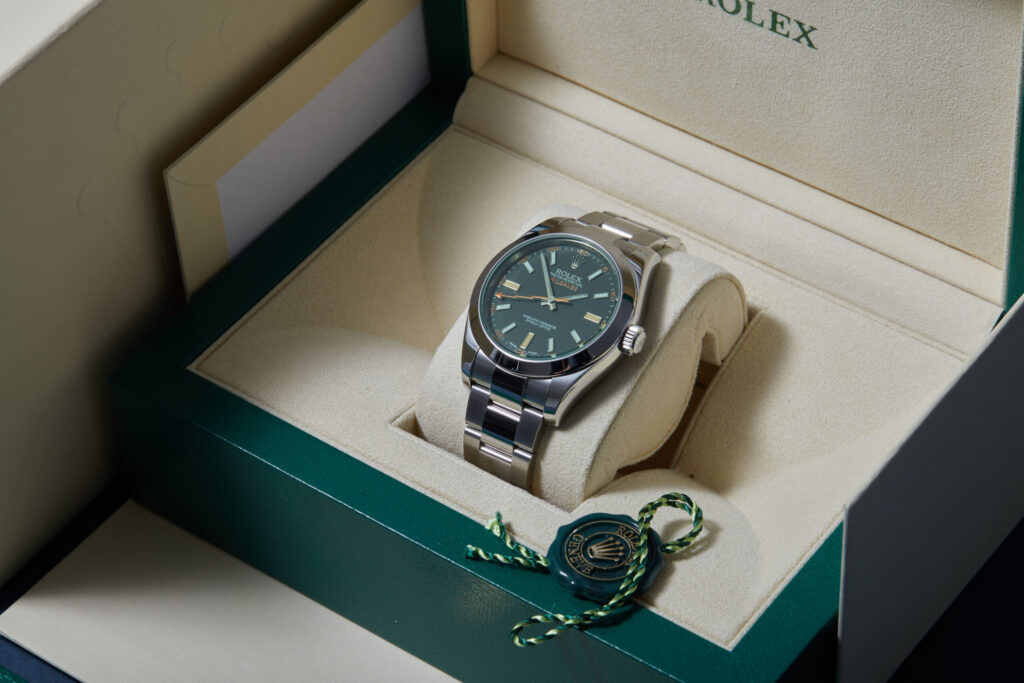 Rolex Milgauss 116400GV - image 3