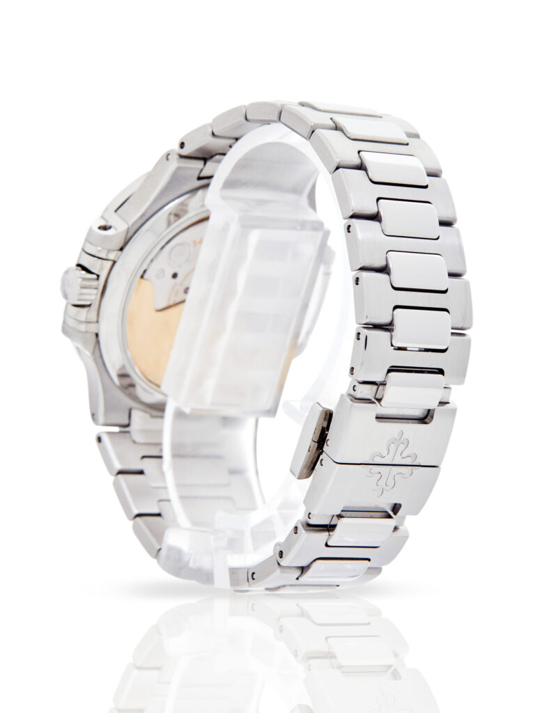 Patek Philippe Nautilus 7118/1200A-011 - image 2