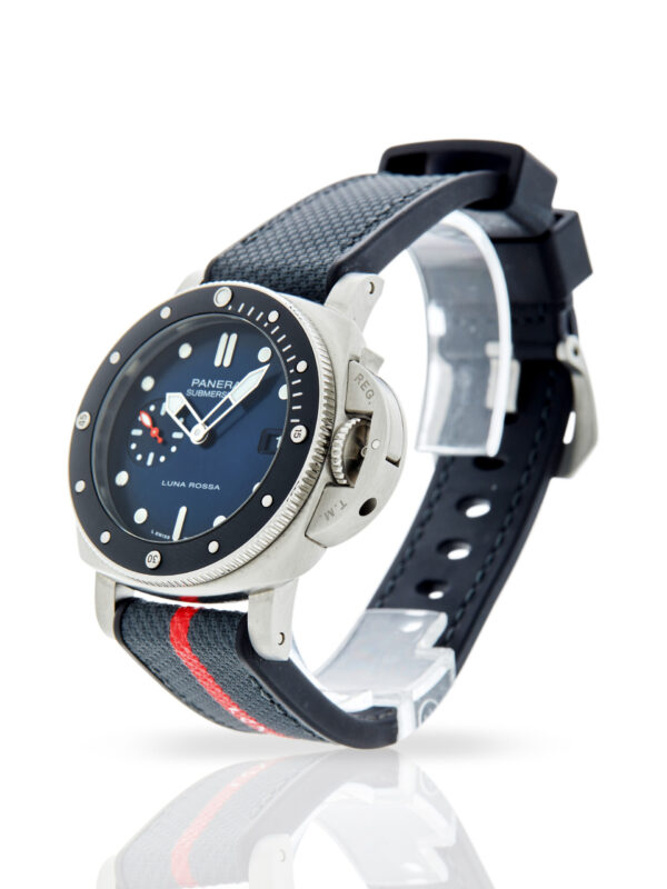 Panerai Submersible PAM01565 Luna Rossa