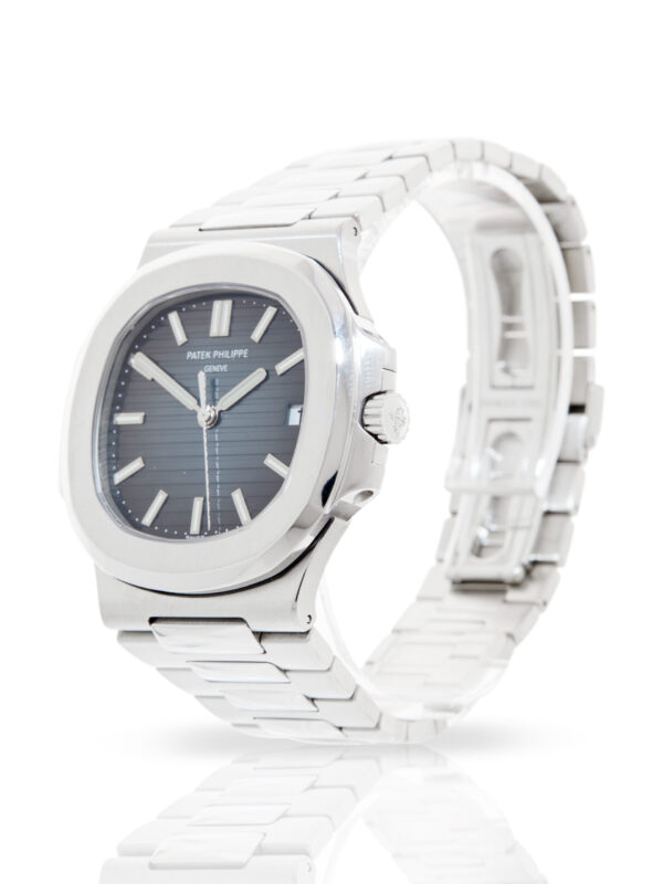 Patek Philippe Nautilus 5711/1A-010