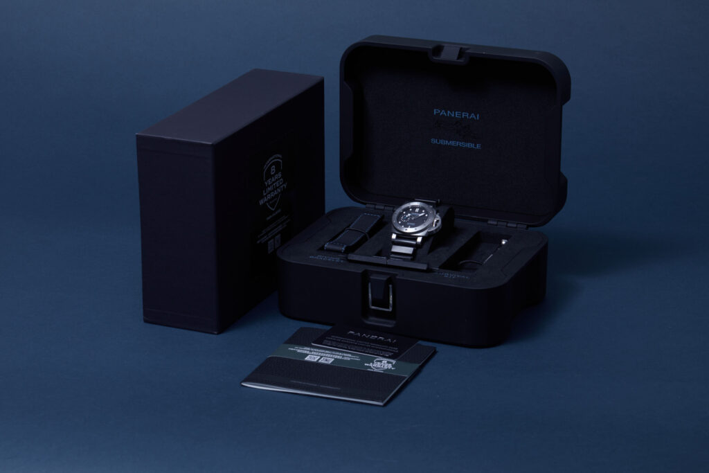 Panerai Submersible PAM00973 - image 6