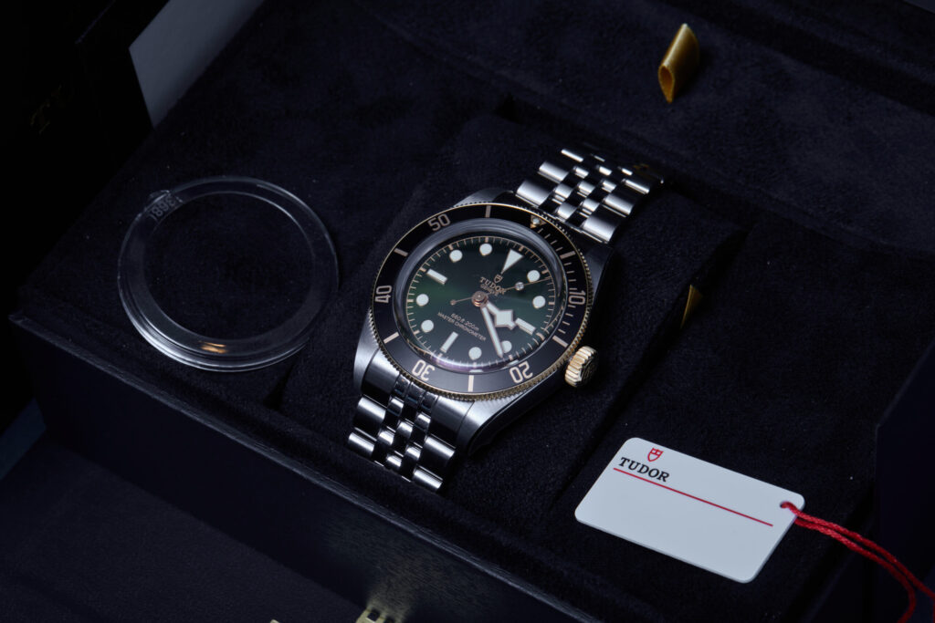 Tudor Black Bay 7941A1A3NU Harrods 175th Limited Edition - image 4