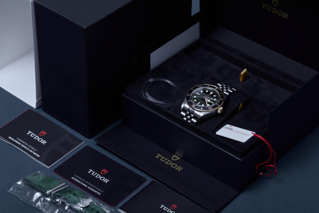 Tudor Black Bay 7941A1A3NU Harrods 175th Limited Edition - image 5