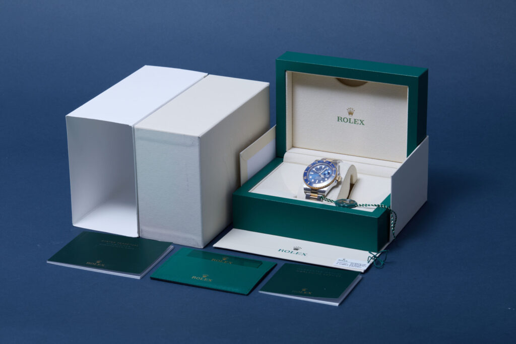 Rolex Submariner Date 126613LB - image 6