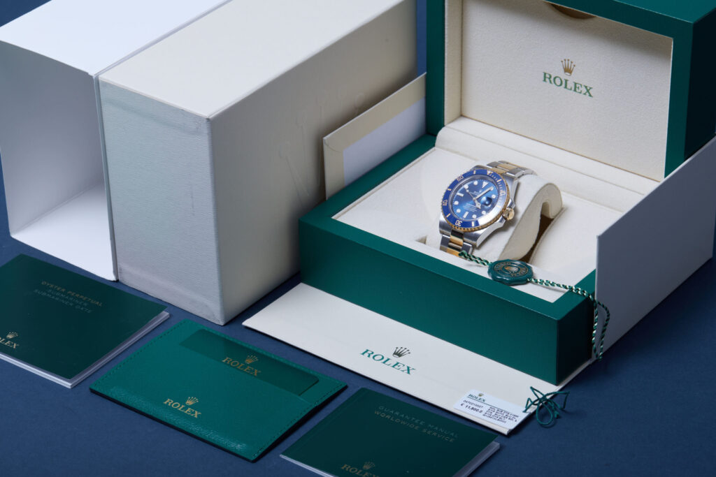Rolex Submariner Date 126613LB - image 5