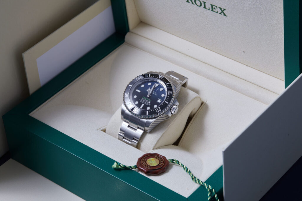Rolex Sea-Dweller Deepsea 116660 'James Cameron' - image 4