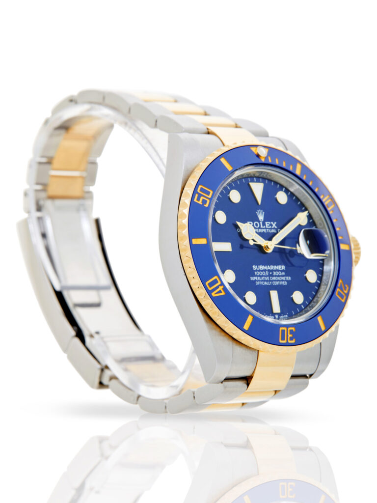 Rolex Submariner Date 126613LB - image 1
