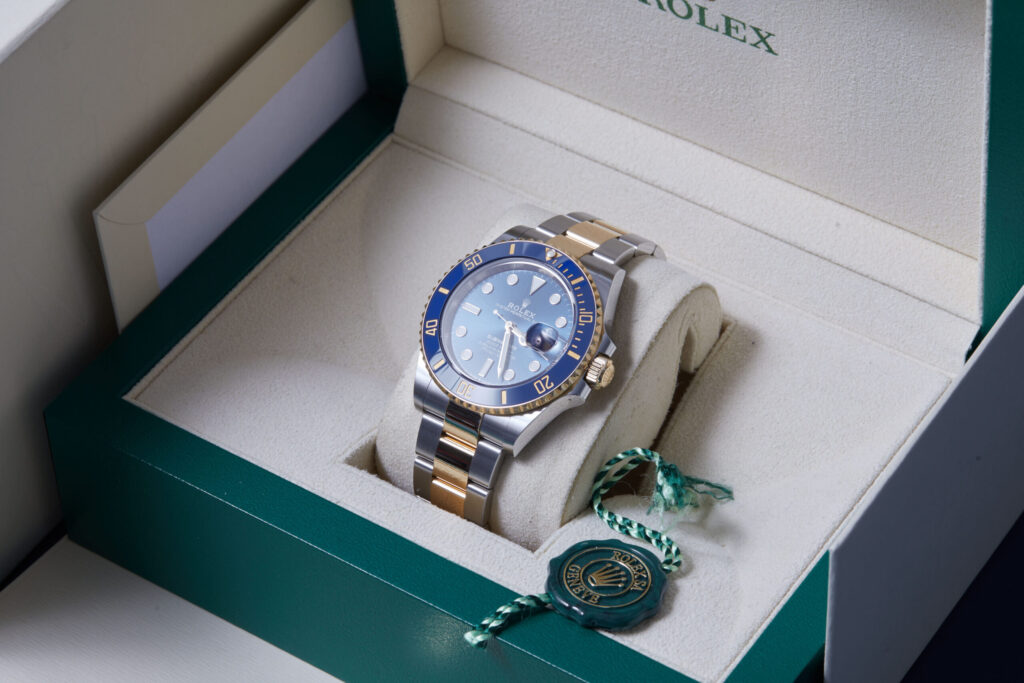 Rolex Submariner Date 126613LB - image 4