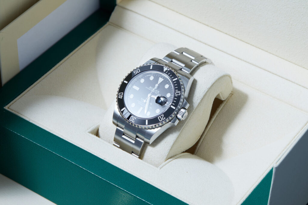 Rolex Submariner Date 116610LN - image 4