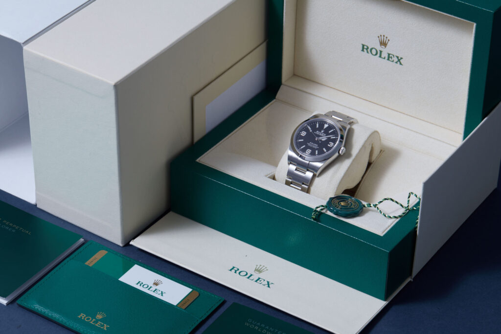 Rolex Explorer 39 214270 - image 5