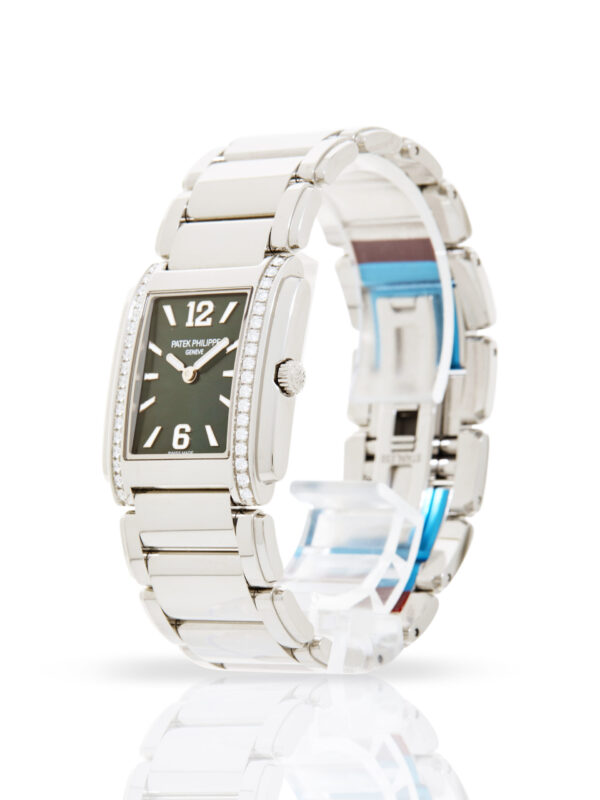 Patek Philippe Twenty-4 4910/1200A-011