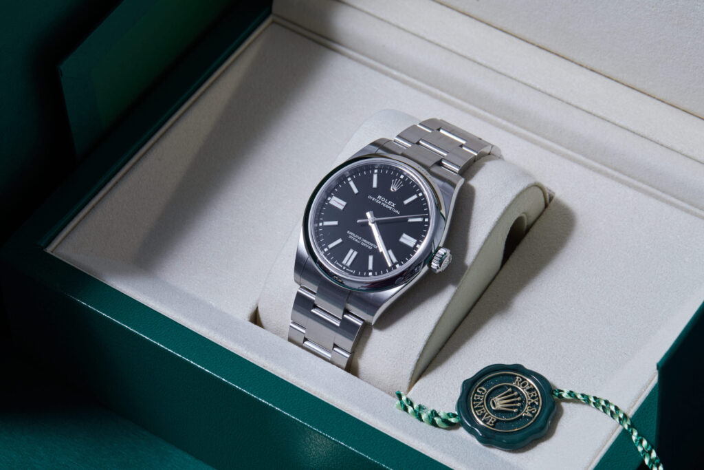 Rolex Oyster Perpetual 41 134300 - image 4