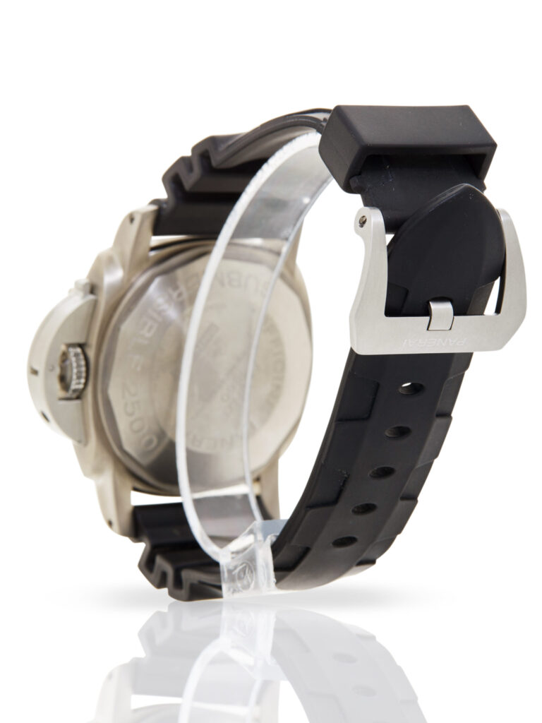 Panerai Luminor Submersible PAM00194 - image 2
