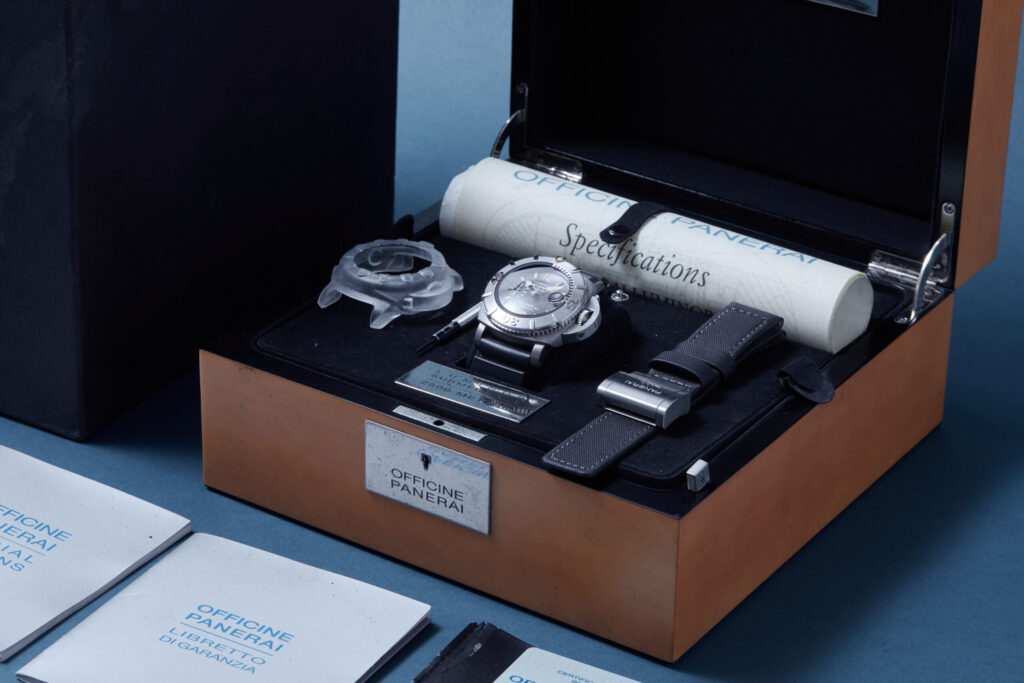 Panerai Luminor Submersible PAM00194 - image 5