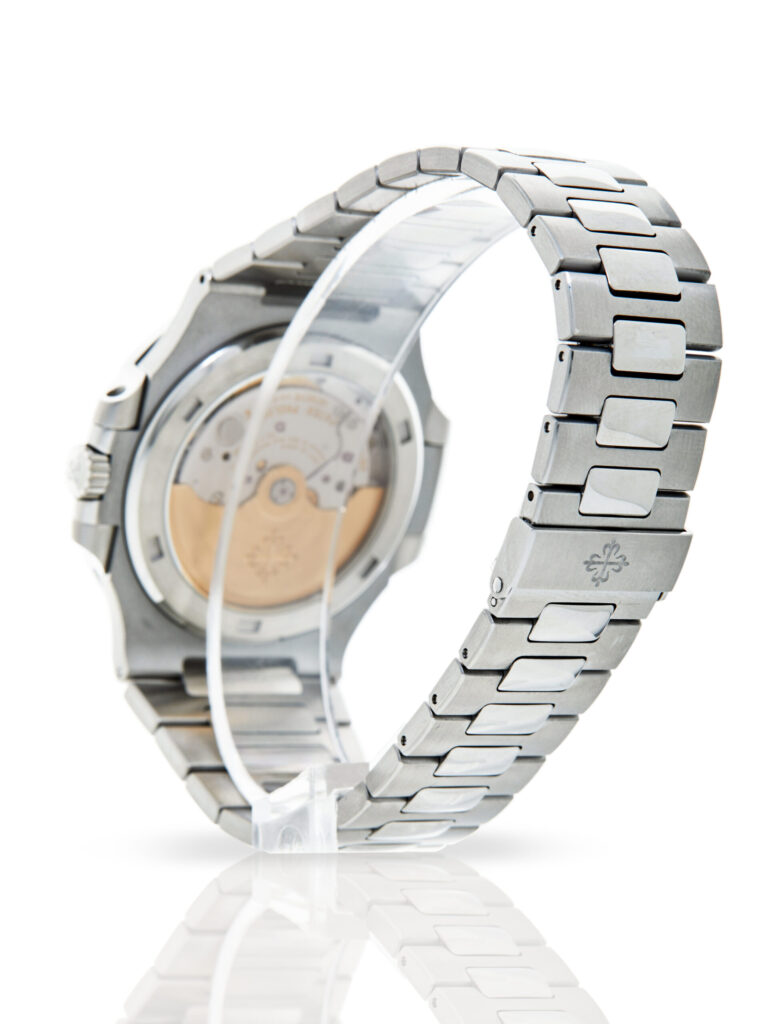Patek Philippe Nautilus 5711/1A-010 - image 2