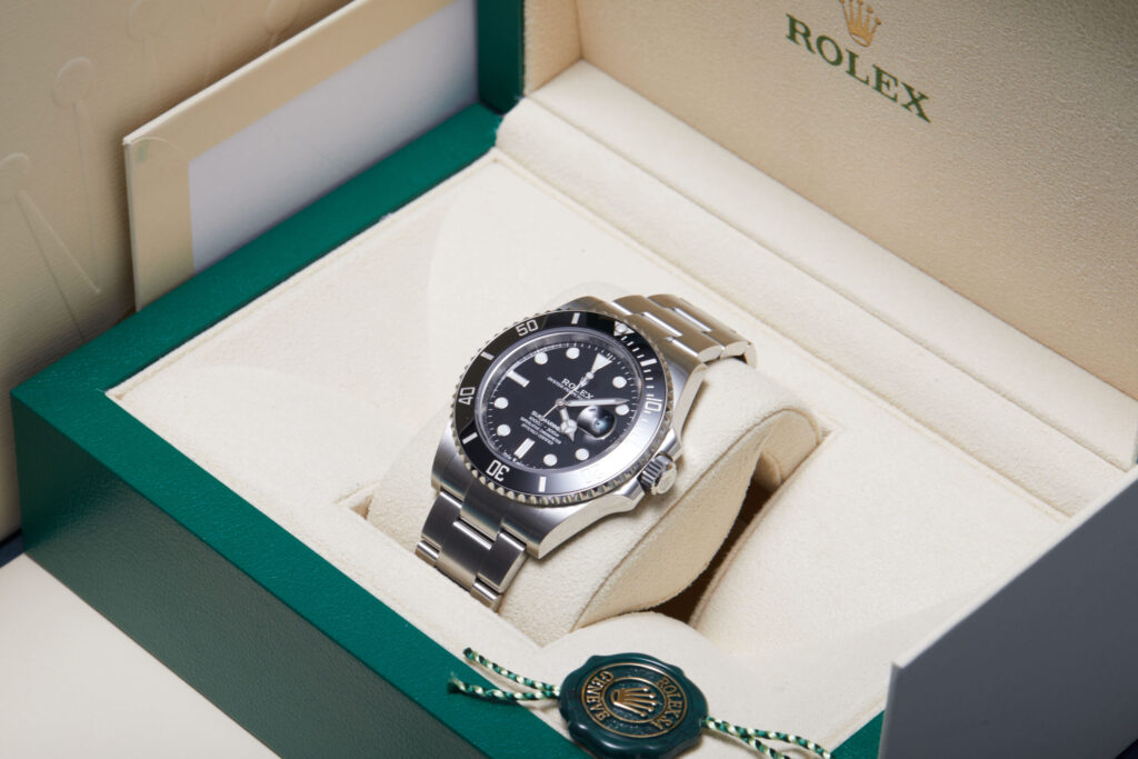 Rolex Submariner Date 126610LN - image 4