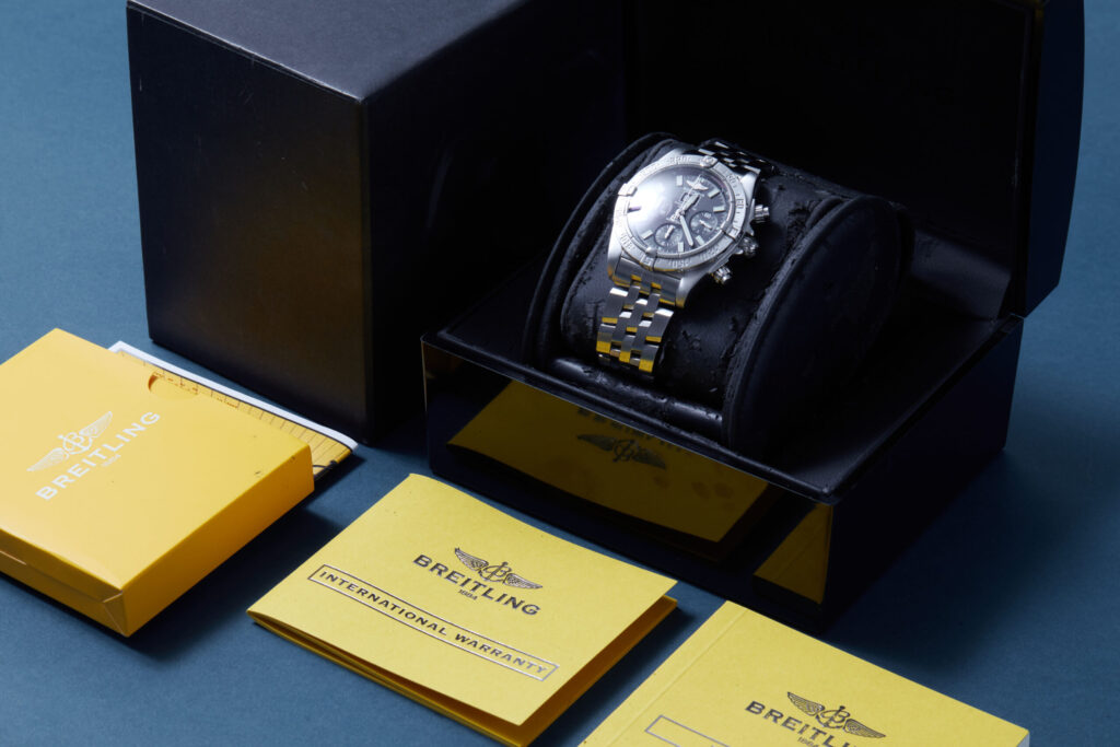 Breitling Blackbird A4435910 - image 5