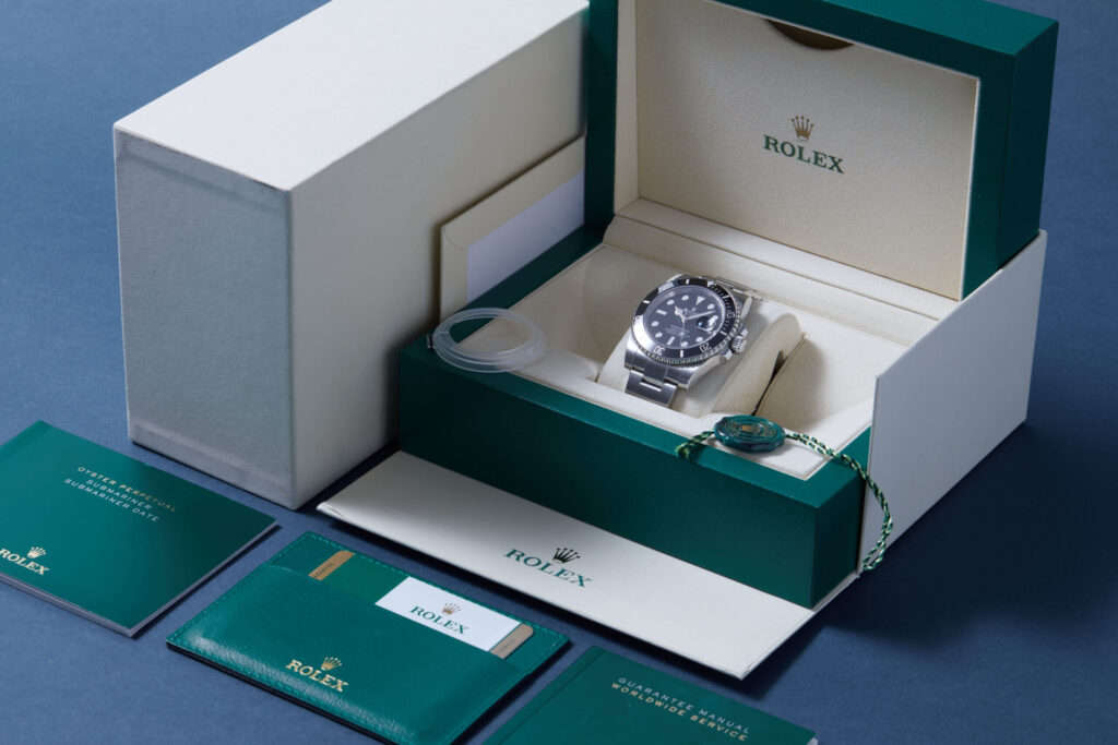 Rolex Submariner Date 116610LN - image 5