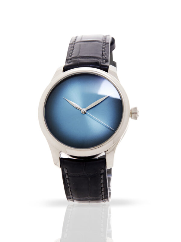 H.Moser & Cie. Endeavour Centre Seconds Concept Funky Blue Fume 1200-0215